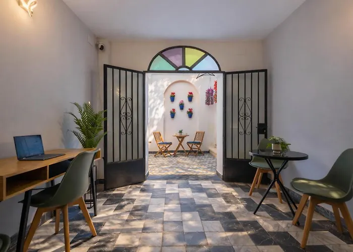 Zahra - Habitación Con Terraza Centro Apartamento *